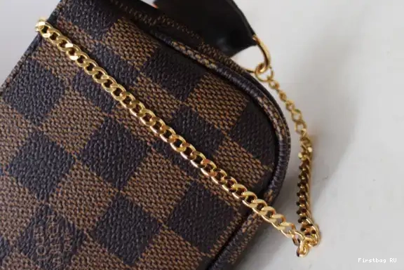 First bags ru POCHETTE LOUIS MINI ACCESSOIRES VUITTON 0612
